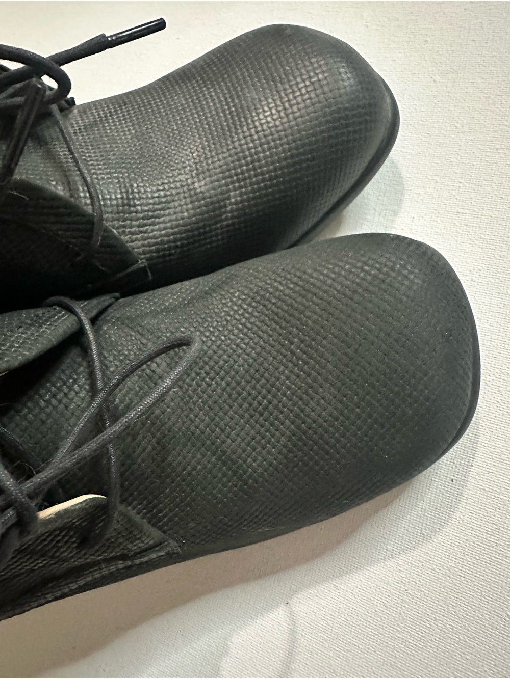 John Fluevog Black Perfect Splendid Lace-Up Textured Ankle Boots Women’s Sz 11 - Picture 8 of 12